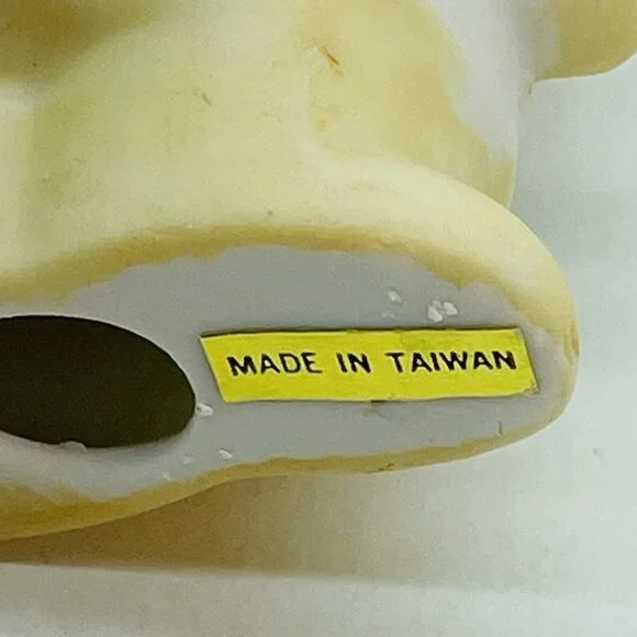 VTG Christmas Around The World Ornament Angel Bear Hand Painted Porcelain Taiwan - Picture 8 of 14